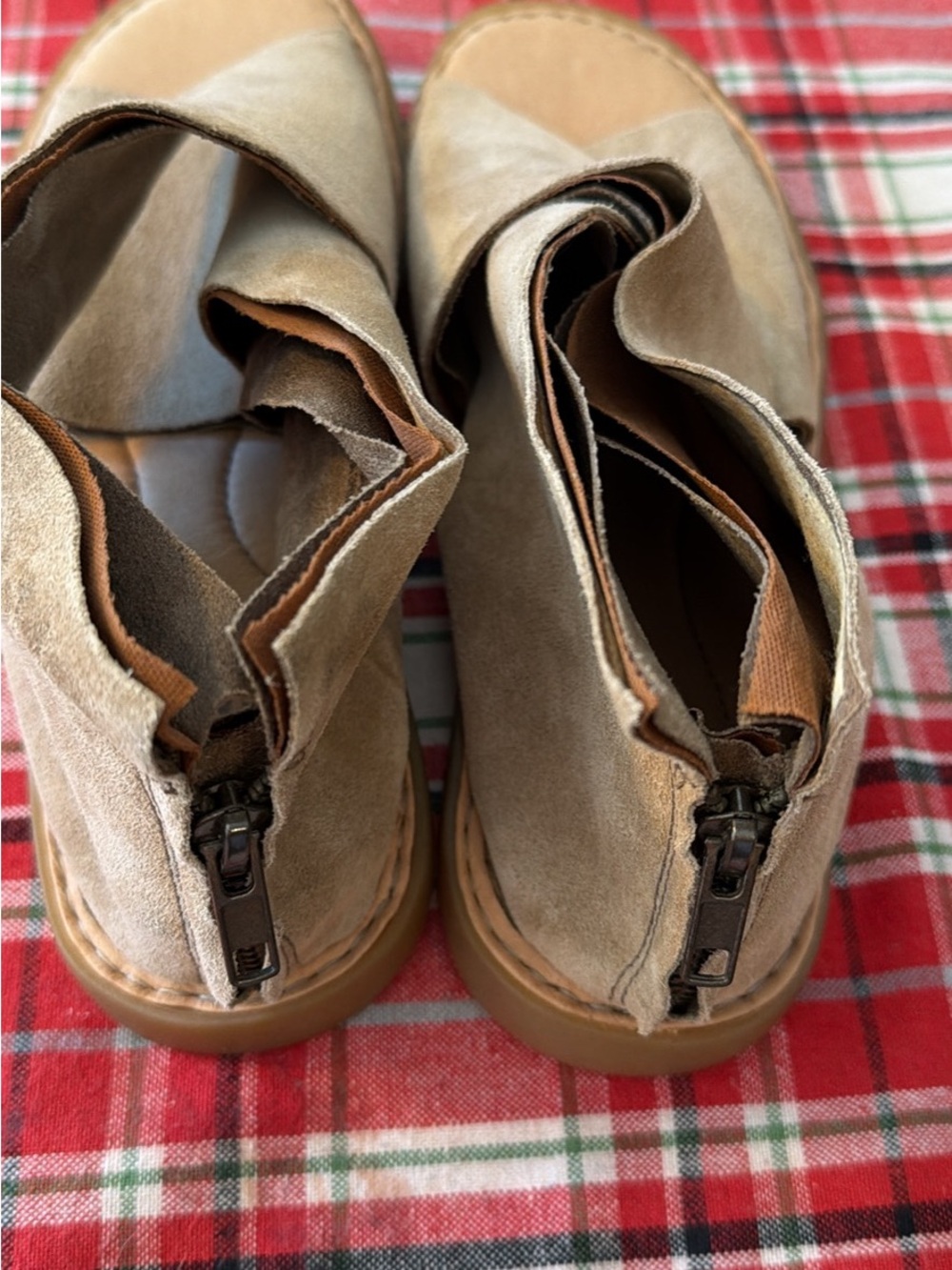 Born IWA Women's Taupe Suede Crossover Sandals - Picture 3 of 7